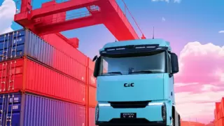 八喜龙卡车锂电以十年寿命、极寒启动、智能管理三大硬核科技，引领新能源重卡电池革命