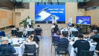 超能AI+折叠大屏 新一代三星Galaxy Z Fold7｜Z Flip7邂逅沈阳