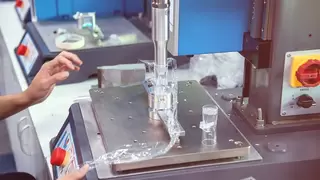 灵科超声波焊接技术筑牢防蚊屏障：科技赋能蚊媒疾病持久战