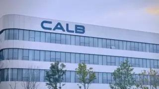 中创新航上半年期内利润大增80%，动力储能双驱动全球化布局提速