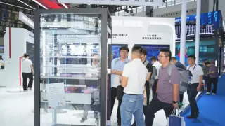 重构城市与企业数智化转型新引擎 超聚变重磅亮相2025数博会