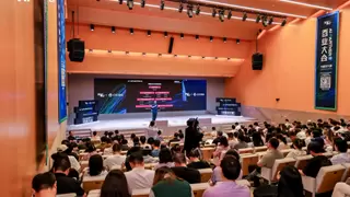 易鑫张磊：以全栈AI能力构建汽车金融“中国式方案”，推动行业迈向Agent智能时代