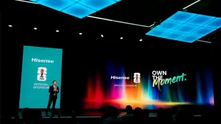 中国科技征服 IFA！海信激光电视夺首设金奖，100吋卷曲屏首秀