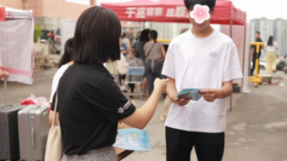 恩施联通“联通客户日 数智校企行”活动走进校园