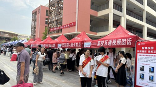 厉兵秣马迎开学 暖心服务护成长  ——湖北荆门联通全力保障湖北信息工程学校开学通信服务