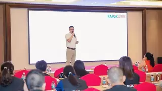 红棉花厦漳站推介会落幕，以实力筑信任，携手共绘饰材新蓝图