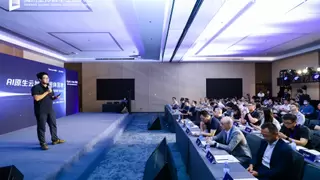 腾讯云智算全面升级，AI原生云基础设施迈向主动服务新时代