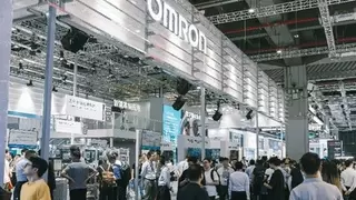 数智融合驱动新质生产力，欧姆龙自动化亮相2025工博会