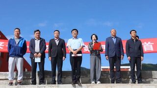 喜迎国庆 智竞未来——泾源县第四小学首届AI智慧体育学生田径运动会精彩举行