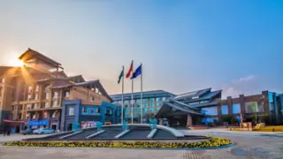 华西伍易余蓉丨卸下地产光环，为“健康梦想”重新出发