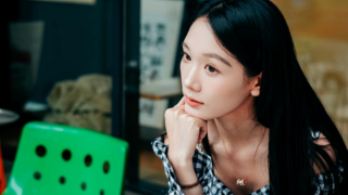 出街潮流时尚又好用的单品--佳能EOS R50