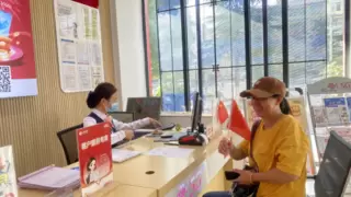 【联通好服务 用心为客户】恩施联通以匠心守护通信路赤诚祝福献祖国