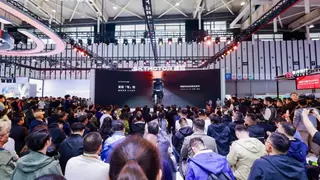 首驱「驾」到！首驱科技全球新品发布，以破界之势开启两轮新纪元