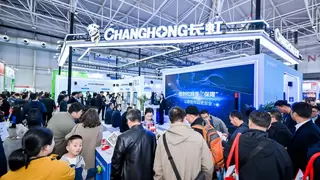 长虹首发基于开源鸿蒙的原生交互大屏系统