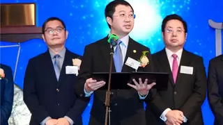 正式登陆港交所！文远知行成“港股Robotaxi第一股”，双市布局落定