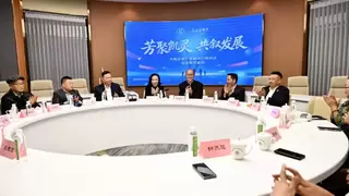 芳聚凯灵 共叙发展 芳姐会客厅俱乐部首期活动成功举办