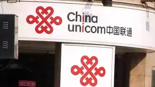 恩施联通装维“趴地侠”：用汗水浇灌网络畅通