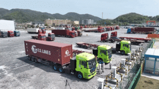 绿色货运新路径研讨会召开，启源芯动力 1600 座充换电站网络助力电动重卡突破续航瓶颈！