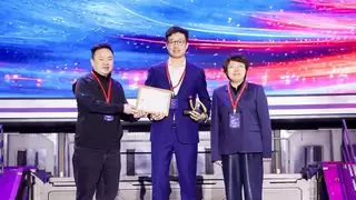 东芝大白梨系列新品荣膺红顶奖，定义全能冰箱新标准