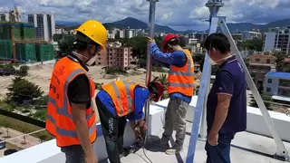 荆门联通客户日：一张卡通贴纸的暖心连接