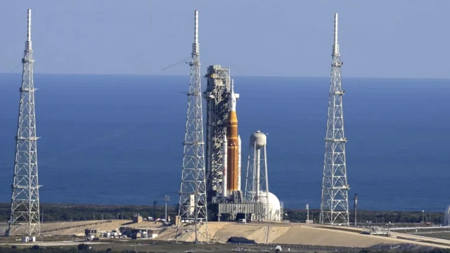 寒冷天气导致阿尔忒弥斯2号火箭发射推迟