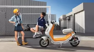 潮色出界，实力满格！小牛电动发布K系列新国标电动自行车，定义高端潮流出行标杆