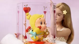 泡泡玛特粉丝必入：星星人化身“见习爱神“，带来野兽派限定花礼