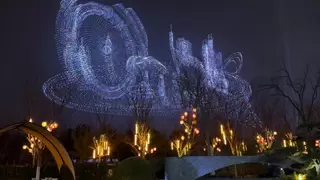 安徽电信携手华为打造5G-A x AI大上行样板，助力合肥骆岗公园大型无人机灯光秀精彩呈现