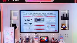 MWC 2026京东采销对话中国联通 携手共探eSIM终端未来趋势