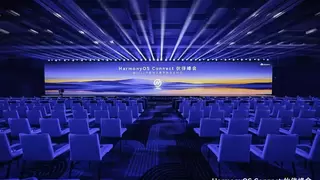 鸿蒙智选峰会启幕 小豚当家携鲸瞳系列布局全场景智慧安防