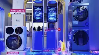 徐梦桃现身TCL直播间、影视飓风探展 京东AWE现场明星达人轮番助阵