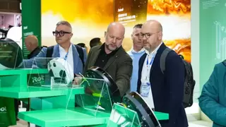 iRobot荣获AWE2026艾普兰创新奖 三十余载技术积淀引领行业新征程