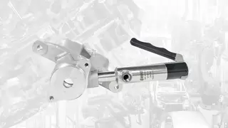 提升汽车制动卡钳测试效率：格雷希尔GripSeal快速连接器的创新应用