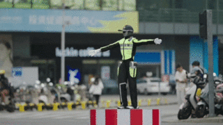 多伦科技携手众擎机器人布局智慧警务新赛道，“擎安机器人”落子南京建邺