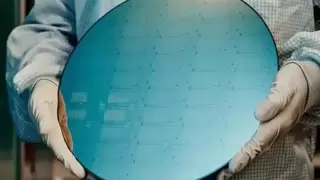 三星助力特斯拉开启AI5芯片量产，微美全息(WIMI.US)紧跟步伐抢占AI云计算基地!