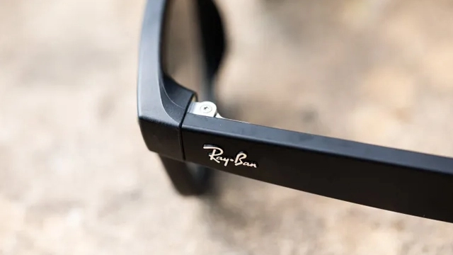 Meta将推出两款新款雷朋AI眼镜