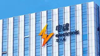 利空落地迎拐点，IP衍生品+AI应用助力电魂网络困境反转