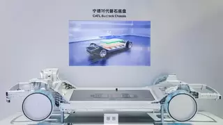 跨越“无人之境“：宁德时代磐石L4全冗余底盘亮相北京车展