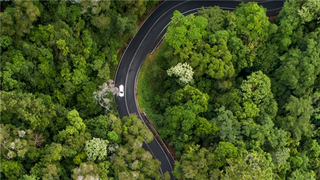 赛力斯汽车董事长张正萍荣获“福布斯中国ESG影响力企业人物”