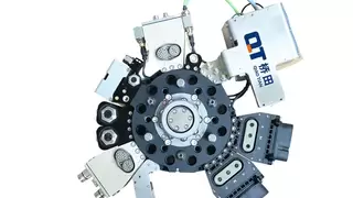 桥田智能QT-650S:面向白车身焊装的800kg重载快换解决方案