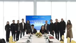 连签小米、振华重工与万豪，上海中华学院探索 “AI+产教融合” 新模式