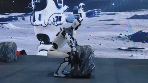 埃夫特 · 启智亮相WAIC | 首发HumanGPT,以通用技术底座破解行业“共创难“