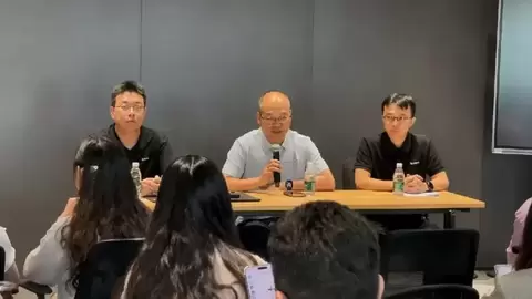 腾讯开源三大具身基座模型，首席科学家张正友详解“三层脑”如何破解机器人反应慢