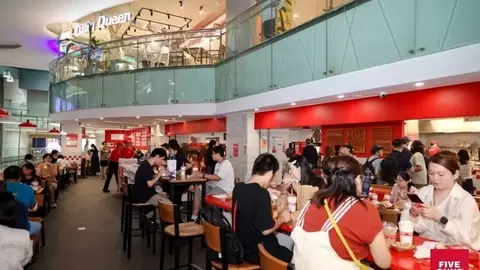 ​传承四十年美式风味，FIVE GUYS 北京两大商圈门店 8 月 3 日同步启幕，开业即现排队热潮