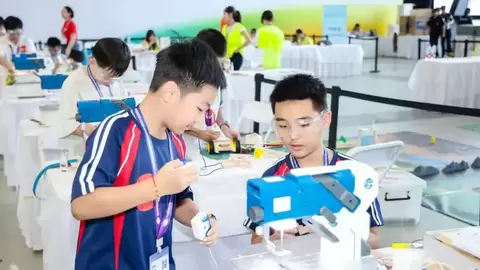 科创少年，为明天探知答案