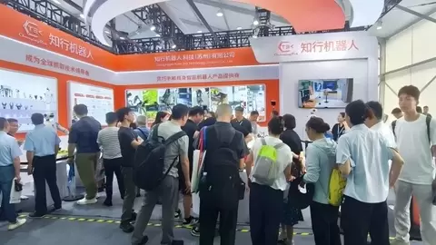 2026世界机器人大会｜知行全新灵巧手系列首发，展台人气持续高涨