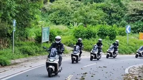 行业首次！九号电动车带两轮车用户走进新能安厦门工厂