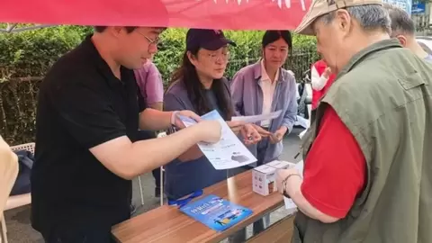 爱心翼站科普进社区，擦亮居民通信安全“保护伞”
