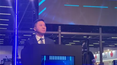 中国电信刘桂清：智启AI新时代，共筑数字经济美好未来