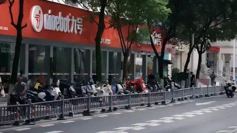00后店长深耕社区门店：以暖心服务，让九号店汇聚人间烟火